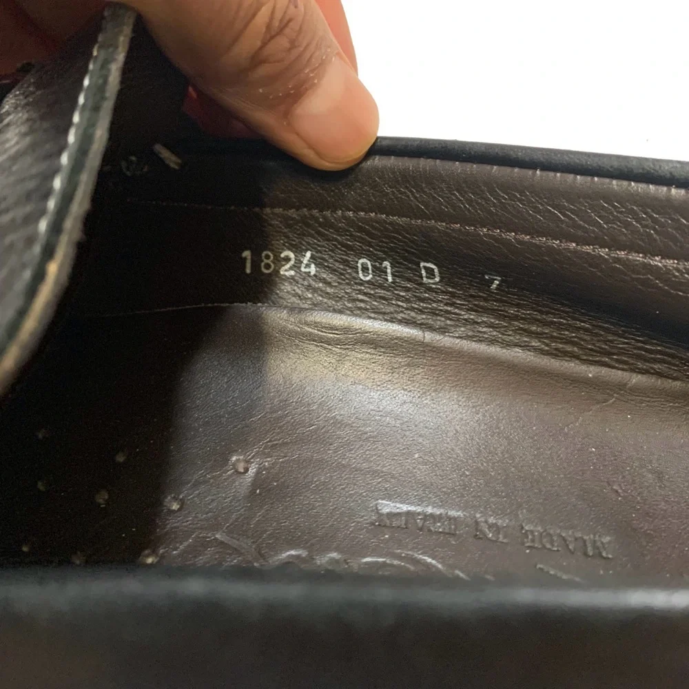 7 / Santoni Black Leather Loafers